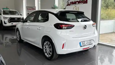 Opel Corsa 2020 - 10499 EUR, 189121 km - AUTO.MOTO.pt - 189121km - foto 4 de 26
