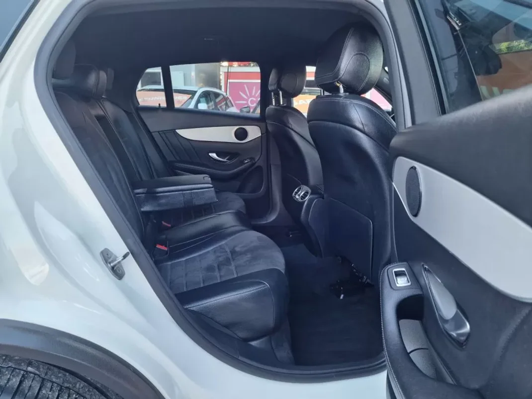 Mercedes-Benz GLC 220 2019 - 48500 EUR, 120000 km - AUTO.MOTO.pt - 120000km - foto 24 de 28