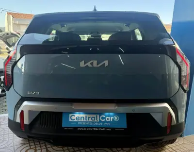 Kia EV3 2025 - 31950 EUR, 6000 km - 6000km - foto 9 de 26