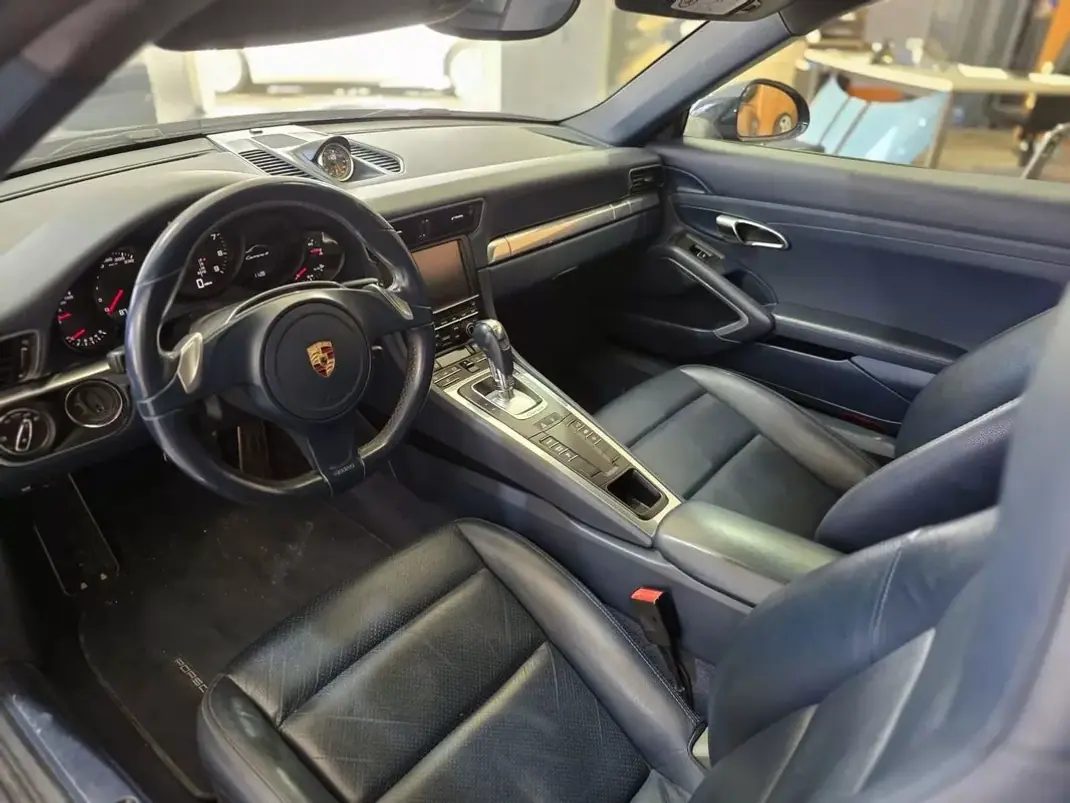 Porsche 911 2015 - 96900 EUR, 86000 km - 86000km - foto 13 de 20