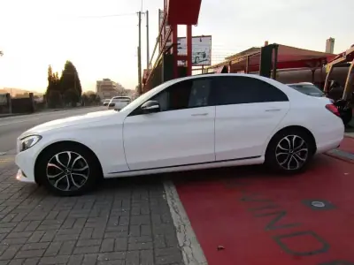 Mercedes-Benz C 200 2015 - 22550 EUR, 154364 km - foto 3 de 23