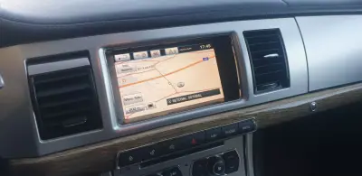 Jaguar XF Sportbrake 2015 - 19990 EUR, 179000 km - AUTO.MOTO.pt - 179000km - foto 29 de 29