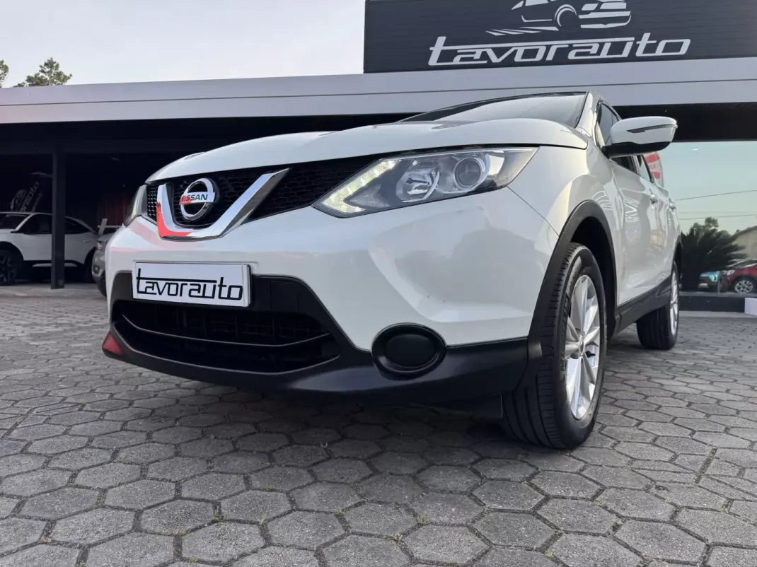 Nissan Qashqai 2015 - 11500 EUR, 258000 km - AUTO.MOTO.pt - 258000km - foto 21 de 36
