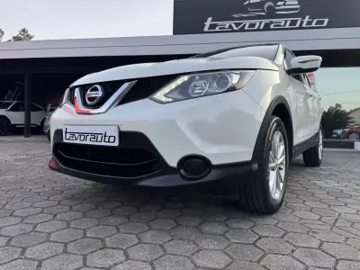 Nissan Qashqai 2015 - 11500 EUR, 258000 km - AUTO.MOTO.pt - 258000km - foto 21 de 36