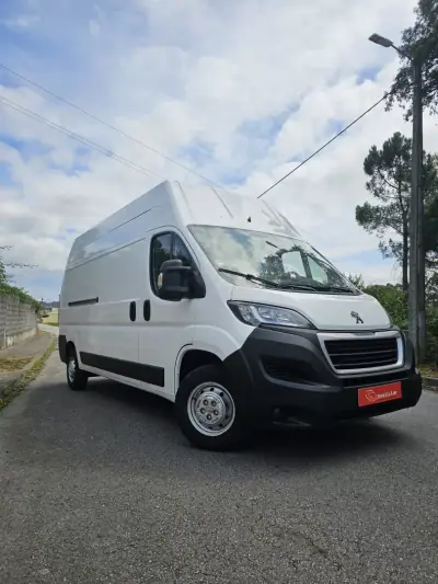 Peugeot BOXER 2.0 BlueHDi 435 L4H2 Premium 2020 - 20350 EUR, 126369 km - AUTO.MOTO.pt - 126369km - foto 27 de 40