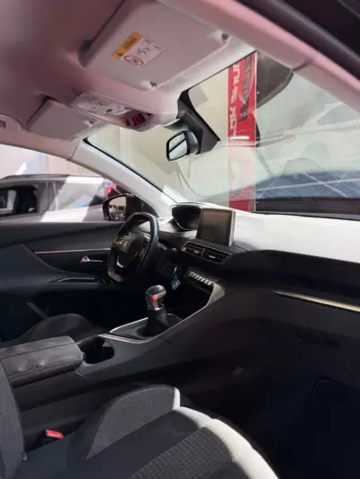 Peugeot 5008 2018 - 16990 EUR, 156000 km - 156000km - foto 7 de 10