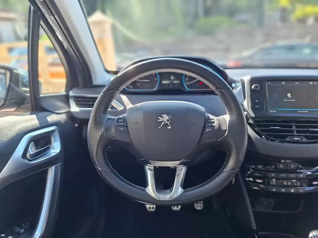 Peugeot 2008 2017 - 10000 EUR, 178323 km - 178323km - foto 34 de 37