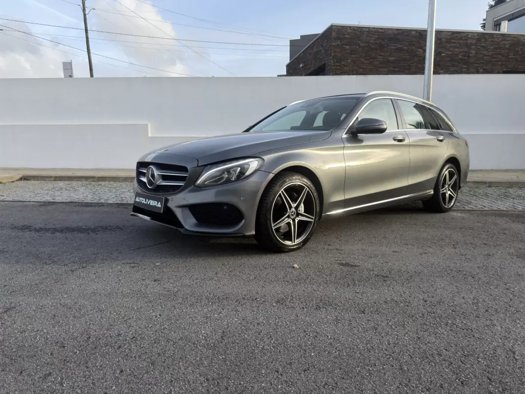 Mercedes-Benz C 250 2018 - 24500 EUR, 173000 km - AUTO.MOTO.pt - 173000km - foto 1 de 21