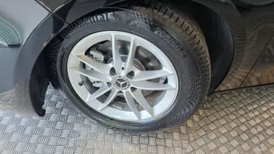 Mercedes-Benz A 180 2019 - 18900 EUR, 238120 km - AUTO.MOTO.pt - 238120km - foto 27 de 53