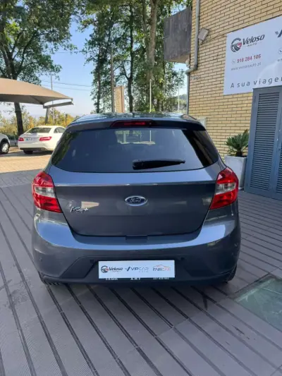 Ford KA 2017 - 10900 EUR, 56900 km - AUTO.MOTO.pt - 56900km - foto 3 de 12
