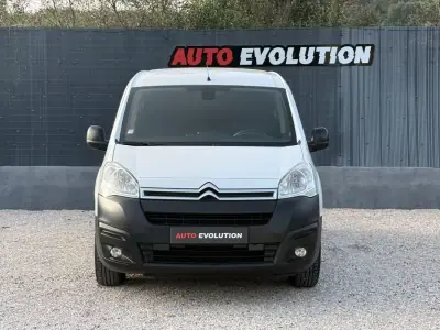 Citroën BERLINGO 1.6hdi 3L AUTOMATICA 2017 - 9950 EUR, 219000 km - AUTO.MOTO.pt - 219000km - foto 12 de 23