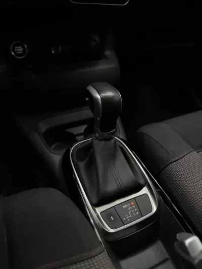 Citroën C4 Cactus 2019 - 10999 EUR, 114000 km - AUTO.MOTO.pt - 114000km - foto 15 de 21