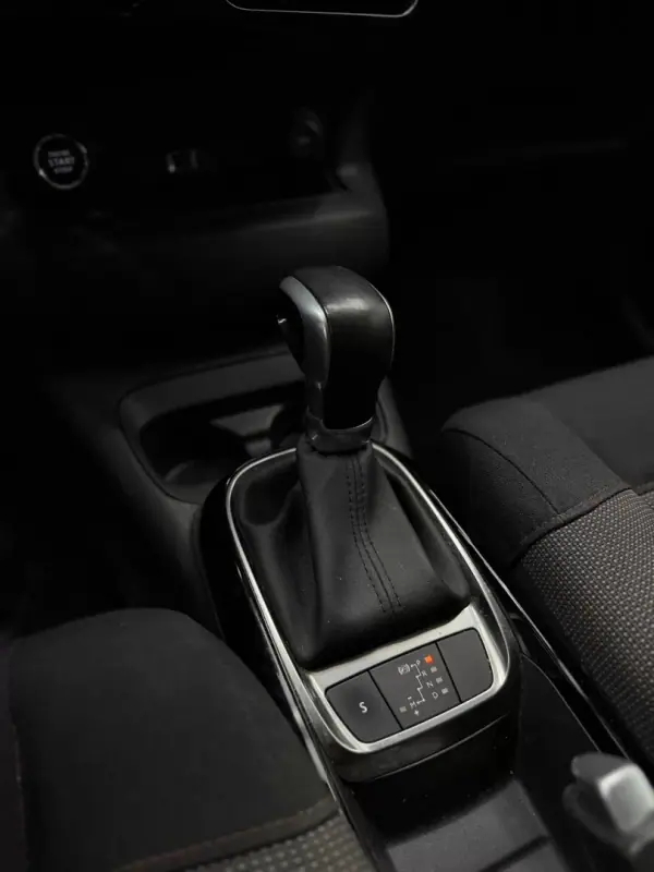 Citroën C4 Cactus 2019 - 10999 EUR, 114000 km - AUTO.MOTO.pt - 114000km - foto 15 de 21