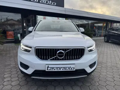 Volvo XC 40 2021 - 24500 EUR, 121000 km - AUTO.MOTO.pt - 121000km - foto 3 de 42