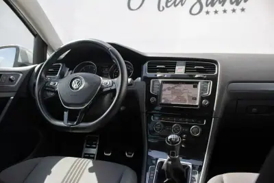 Volkswagen Golf Variant 2016 - 13490 EUR, 155000 km - AUTO.MOTO.pt - 155000km - foto 42 de 47