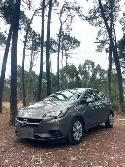 Opel Corsa 2015 — foto 5 de 8