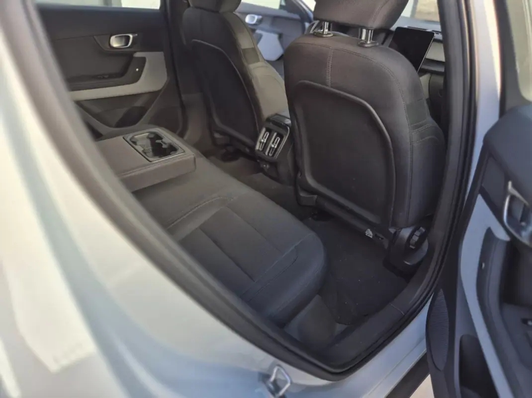 Polestar 2 2022 - 28750 EUR, 42000 km - 42000km - foto 48 de 57