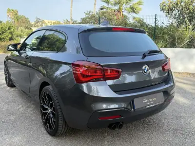 BMW 120 2018 - 19999 EUR, 130000 km - AUTO.MOTO.pt - 130000km - foto 11 de 19