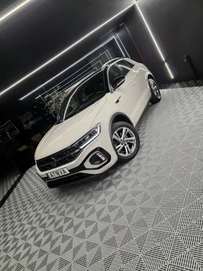 Volkswagen T-Roc 2022 - 24750 EUR, 120300 km - AUTO.MOTO.pt - 120300km - foto 8 de 35