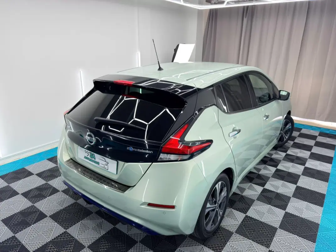 Nissan Leaf 2018 - 12500 EUR, 74000 km - AUTO.MOTO.pt - 74000km - foto 7 de 23
