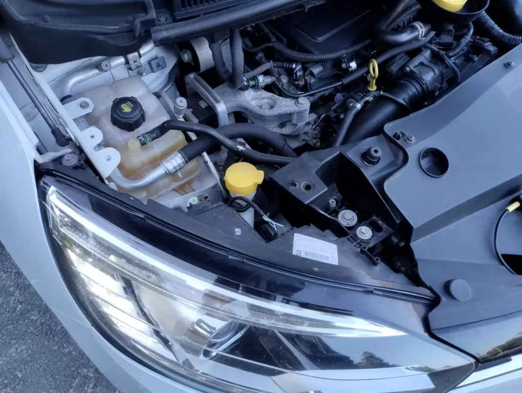 Renault Grand Scénic 2017 - 13750 EUR, 200000 km - 200000km - foto 27 de 27