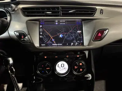 DS 3 CABRIO 2018 - 12900 EUR, 133595 km - 133595km - foto 19 de 39