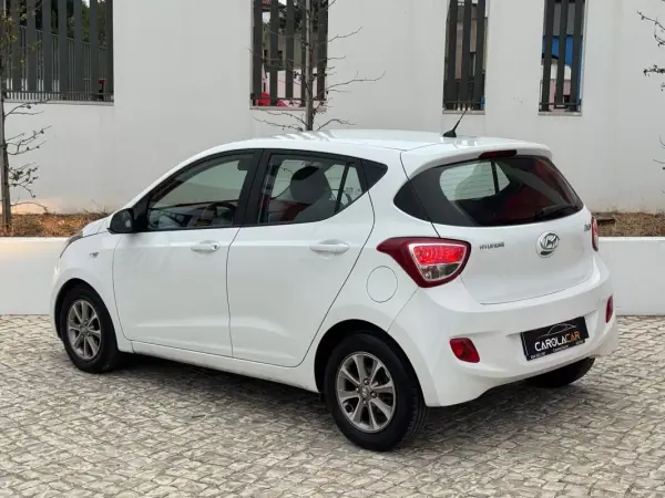 Hyundai i10 2016 - 7950 EUR, 99000 km - 99000km - foto 5 de 24