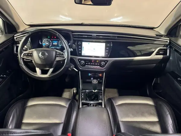 KGM Korando 2020 - 17900 EUR, 74729 km - AUTO.MOTO.pt - 74729km - foto 13 de 49