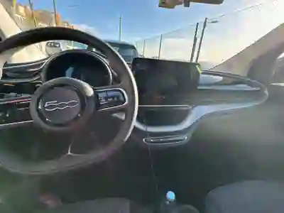 Fiat 500e 2023 - 12999 EUR, 18509 km - AUTO.MOTO.pt - 18509km - foto 5 de 5