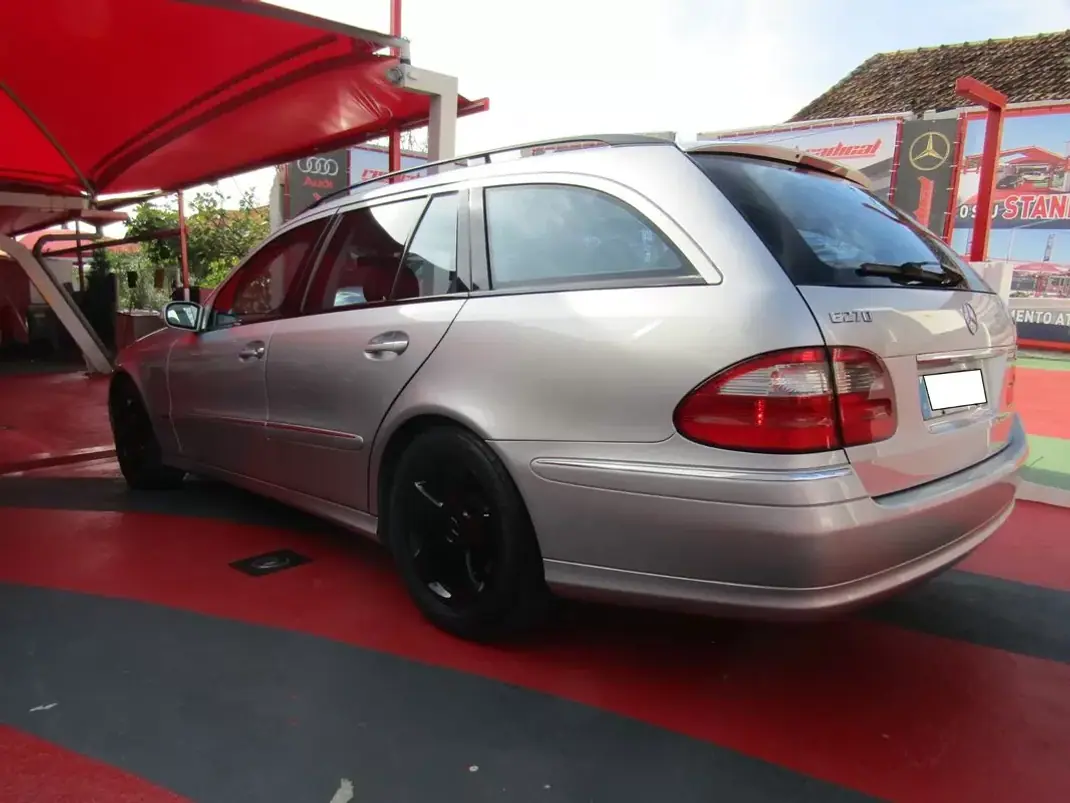 Mercedes-Benz E 270 2003 - 9949 EUR, 259100 km - 259100km - foto 6 de 19