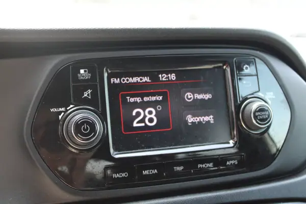 Fiat Tipo Station Wagon 2021 - 9990 EUR, 192500 km - AUTO.MOTO.pt - 192500km - foto 24 de 25