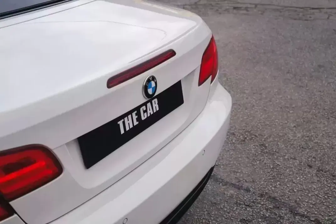 BMW 320 2016 - 18900 EUR, 230000 km - AUTO.MOTO.pt - 230000km - foto 6 de 28