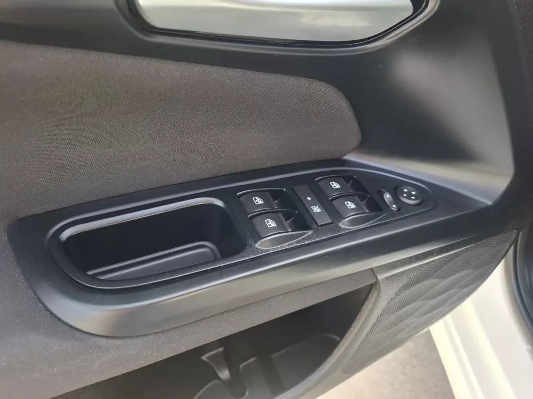 Fiat Tipo Station Wagon 2017 - 9980 EUR, 170000 km - AUTO.MOTO.pt - 170000km - foto 7 de 21