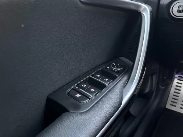 Kia ProCeed 2022 - 19450 EUR, 92000 km - AUTO.MOTO.pt - 92000km - foto 18 de 51