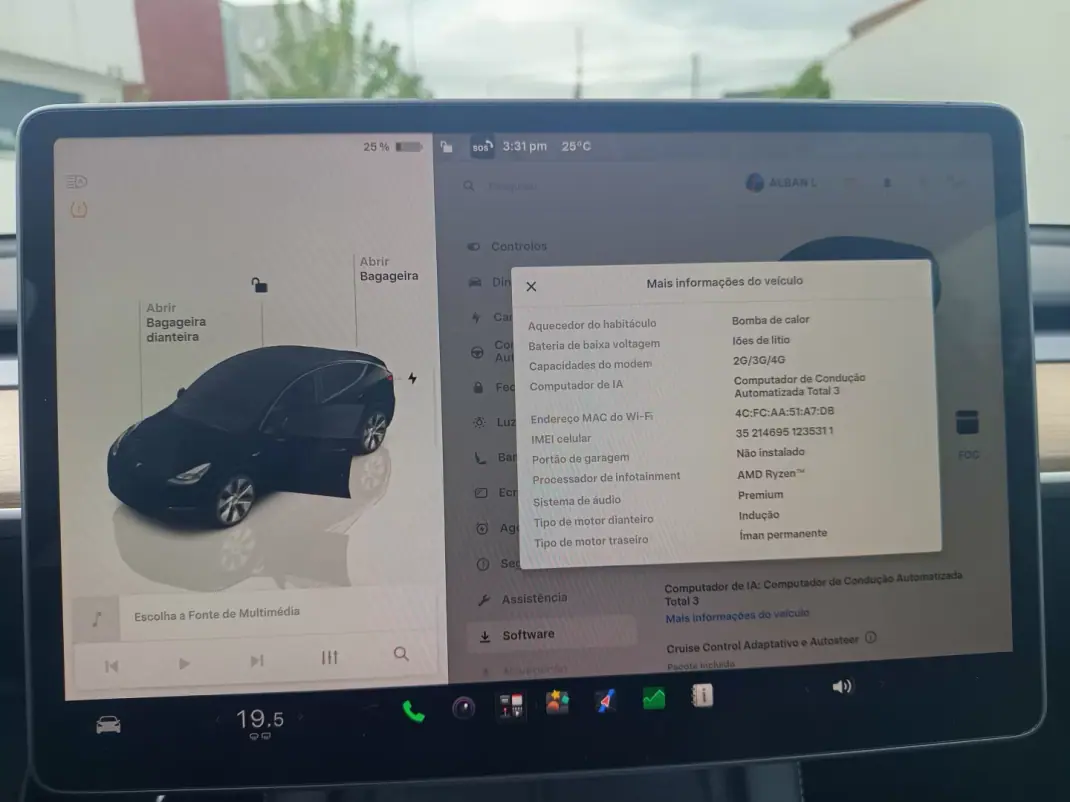 Tesla Model Y 2022 - 33990 EUR, 101500 km - 101500km - foto 18 de 18