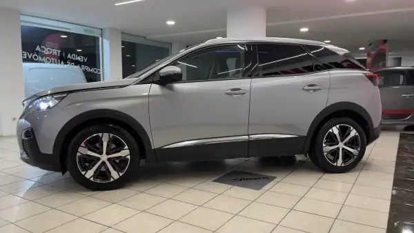 Peugeot 3008 2019 - 18990 EUR, 94948 km - AUTO.MOTO.pt - 94948km - foto 4 de 47
