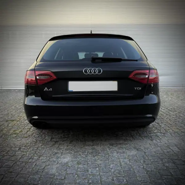 Audi A4 Avant 2012 - 13900 EUR, 258000 km - AUTO.MOTO.pt - 258000km - foto 9 de 15