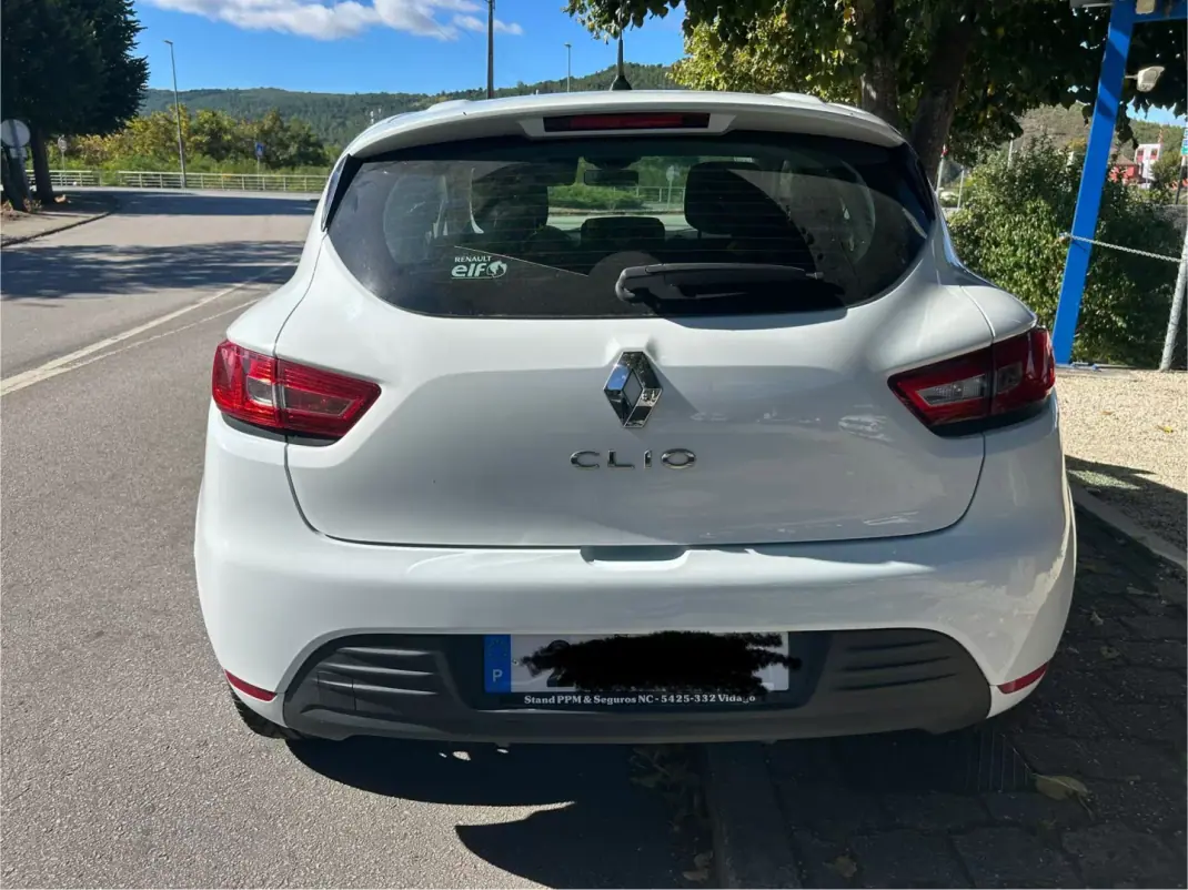 Renault Clio 2018 - 11500 EUR, 162000 km - 162000km - foto 5 de 11