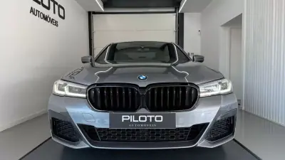 BMW 530e 2022 - 28990 EUR, 181352 km - AUTO.MOTO.pt - 181352km - foto 4 de 33