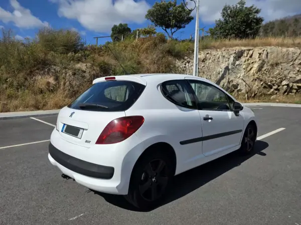 Peugeot 207 2008 - 2990 EUR, 360000 km - 360000km - foto 5 de 7