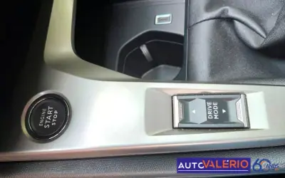 Peugeot 308 2024 - 20950 EUR, 17870 km - AUTO.MOTO.pt - 17870km - foto 21 de 28