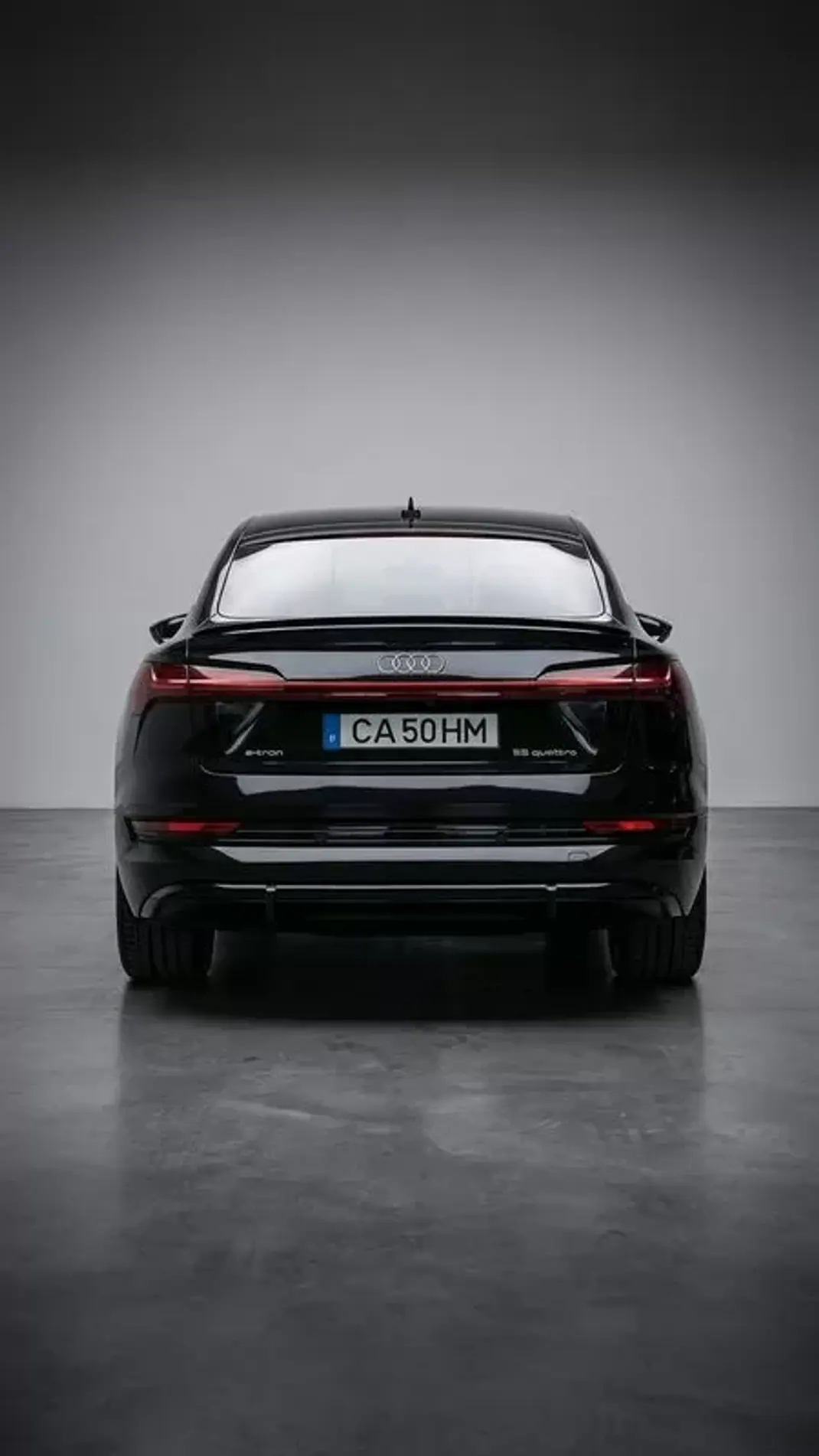 Audi e-tron 2022 - 38500 EUR, 49000 km - AUTO.MOTO.pt - 49000km - foto 4 de 15