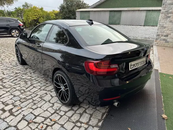 BMW 218 2017 - 17990 EUR, 208000 km - AUTO.MOTO.pt - 208000km - foto 6 de 36