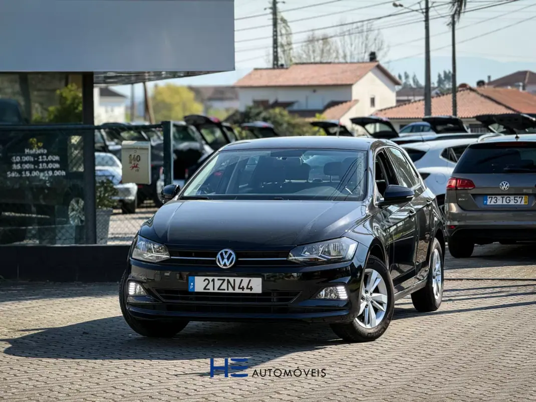 Volkswagen Polo 2019 - 12990 EUR, 90000 km - AUTO.MOTO.pt - 90000km - foto 1 de 12