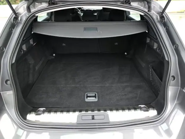 Peugeot 508 SW 2021 - 15750 EUR, 170000 km - AUTO.MOTO.pt - 170000km - foto 32 de 32