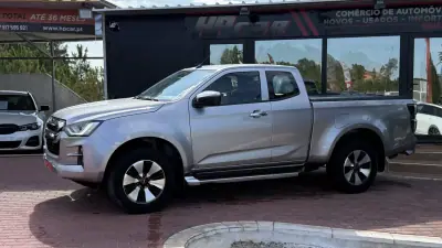 Isuzu D-Max 2021 - 31990 EUR, 140000 km - AUTO.MOTO.pt - 140000km - foto 4 de 33