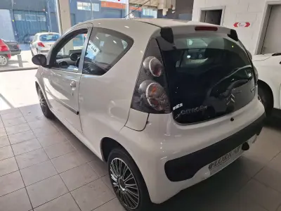 Citroën C1 2010 - 4900 EUR, 110980 km - 110980km - foto 11 de 14