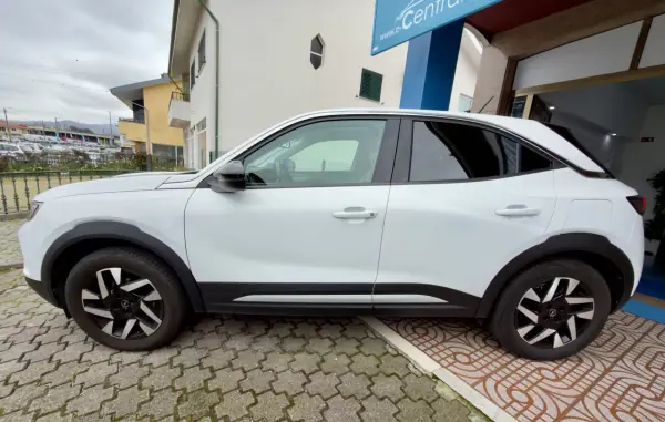 Opel Mokka 2023 - 18950 EUR, 46000 km - AUTO.MOTO.pt - 46000km - foto 6 de 25