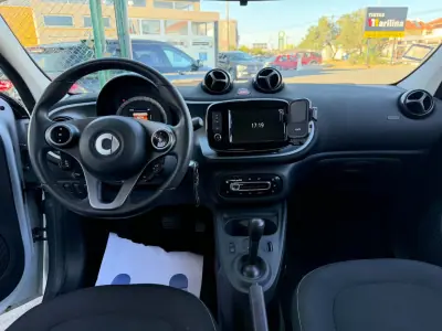 Smart ForFour 2018 — photo 2 of 13