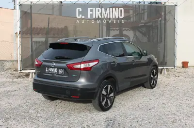 Nissan Qashqai 2016 - 16900 EUR, 110338 km - foto 5 de 25